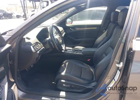 2018 Honda Accord Sport z USA, uszkodzony, nr VIN 1HGCV1F39JA258732